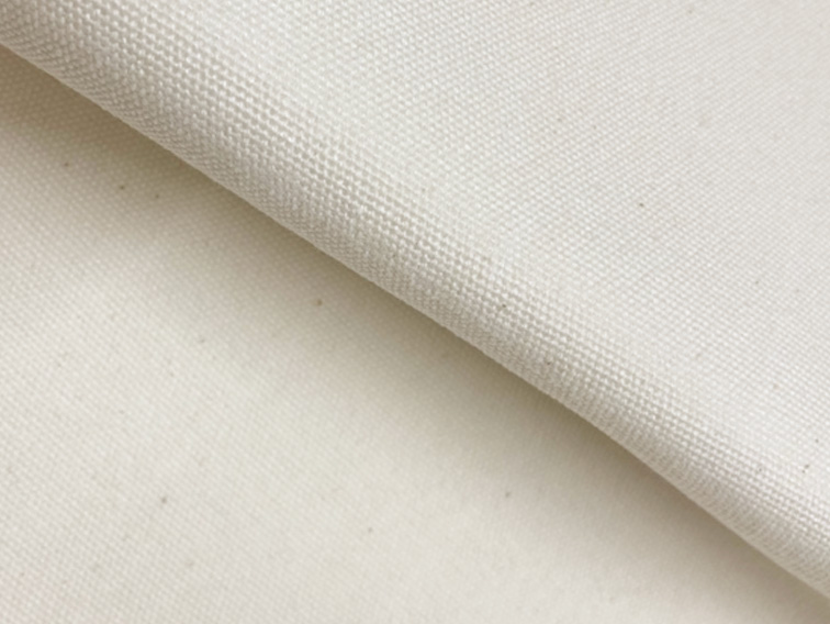 ポリキャンバス